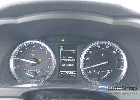 2018 Toyota Highlander Xle z USA, uszkodzony, nr VIN 5TDKZRFH7JS537429